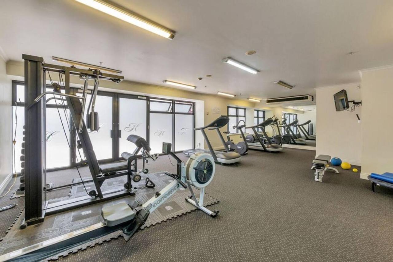 Sweet Escape Cbd Studio With Pool And Gym Auckland Exterior photo